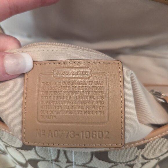 Coach Tan khaki signature C soho hobo bag 10602 y2k - Picture 10 of 12
